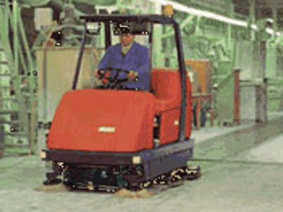 大型駕駛式掃洗吸水三用機(jī)